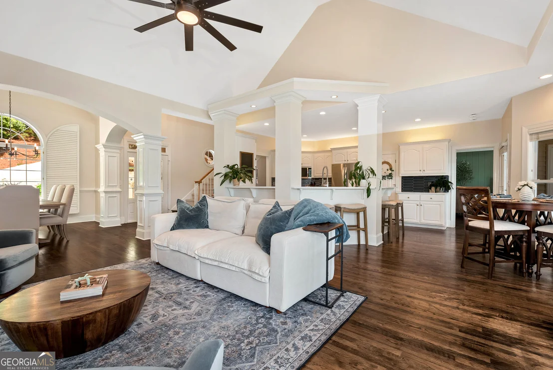 Photo of 6183 Cardinal Drive