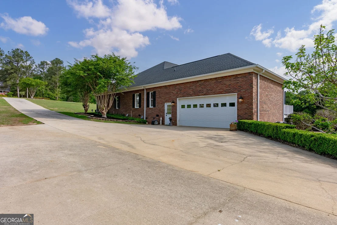 Photo of 4160 Stonegate Drive