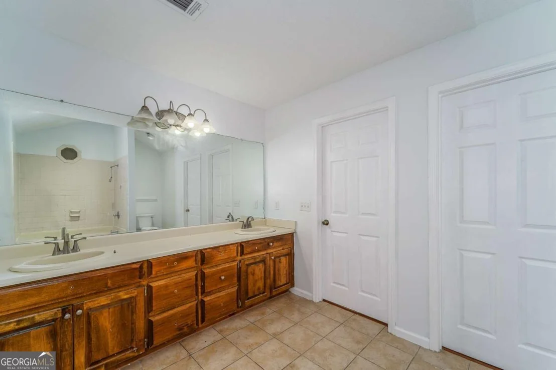 Photo of 301 Ridge Lane