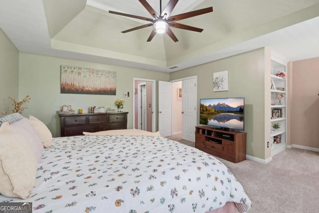 Photo of 214 Glenbrook Lane
