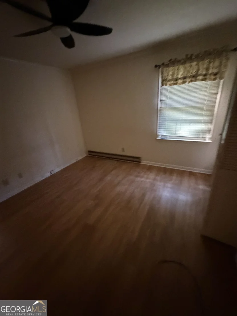 Photo of 57 brown Circle
