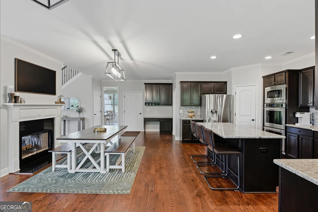 Photo of 6264 Riverview Parkway