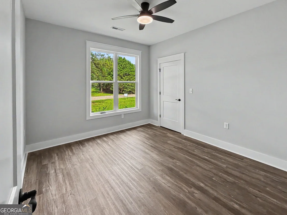 Photo of 1129 Mulberry Place