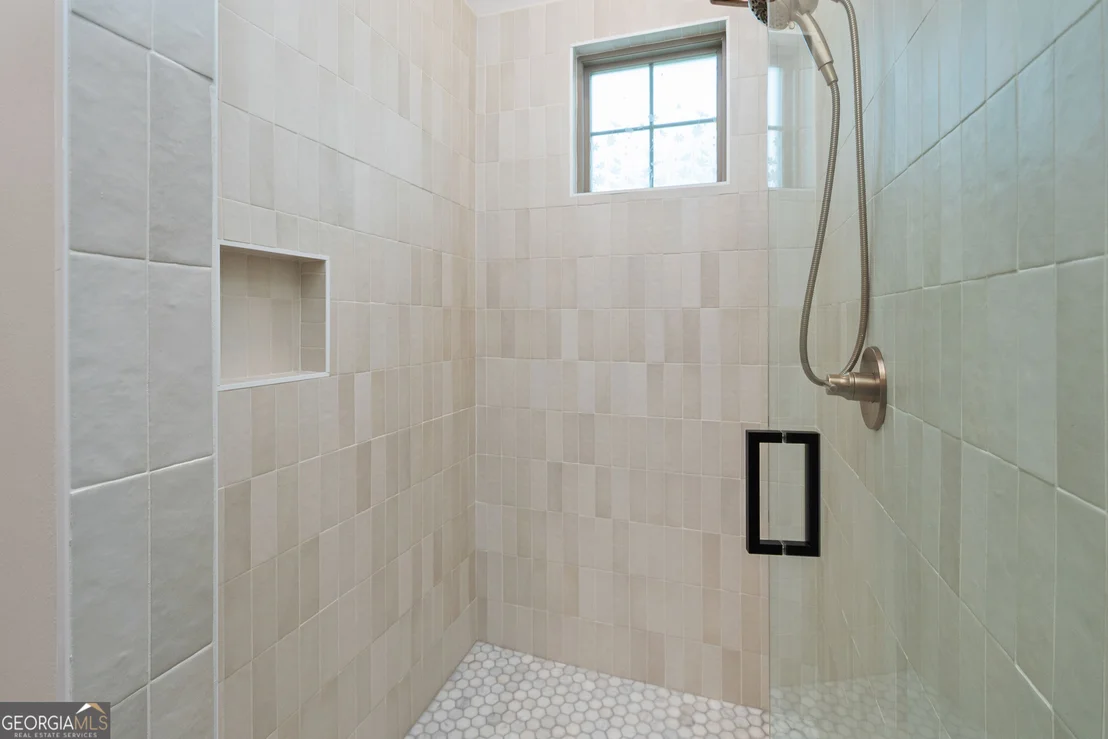Photo of 220 Arbor Garden Circle