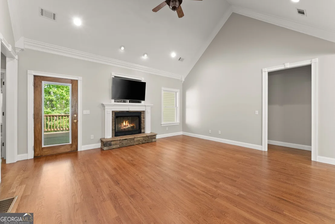 Photo of 45 Holcomb Drive