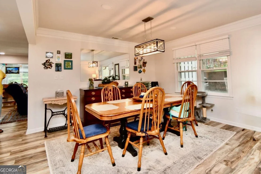 Photo of 280 Valleybrook Drive