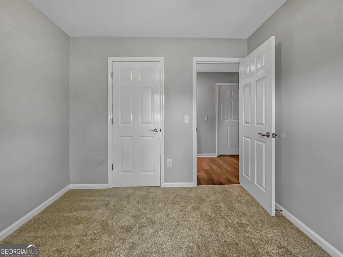 Photo of 1257 Roberts Way