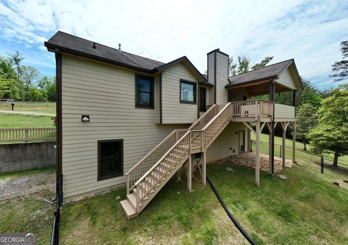 Photo of 366 Upper Fox Trail