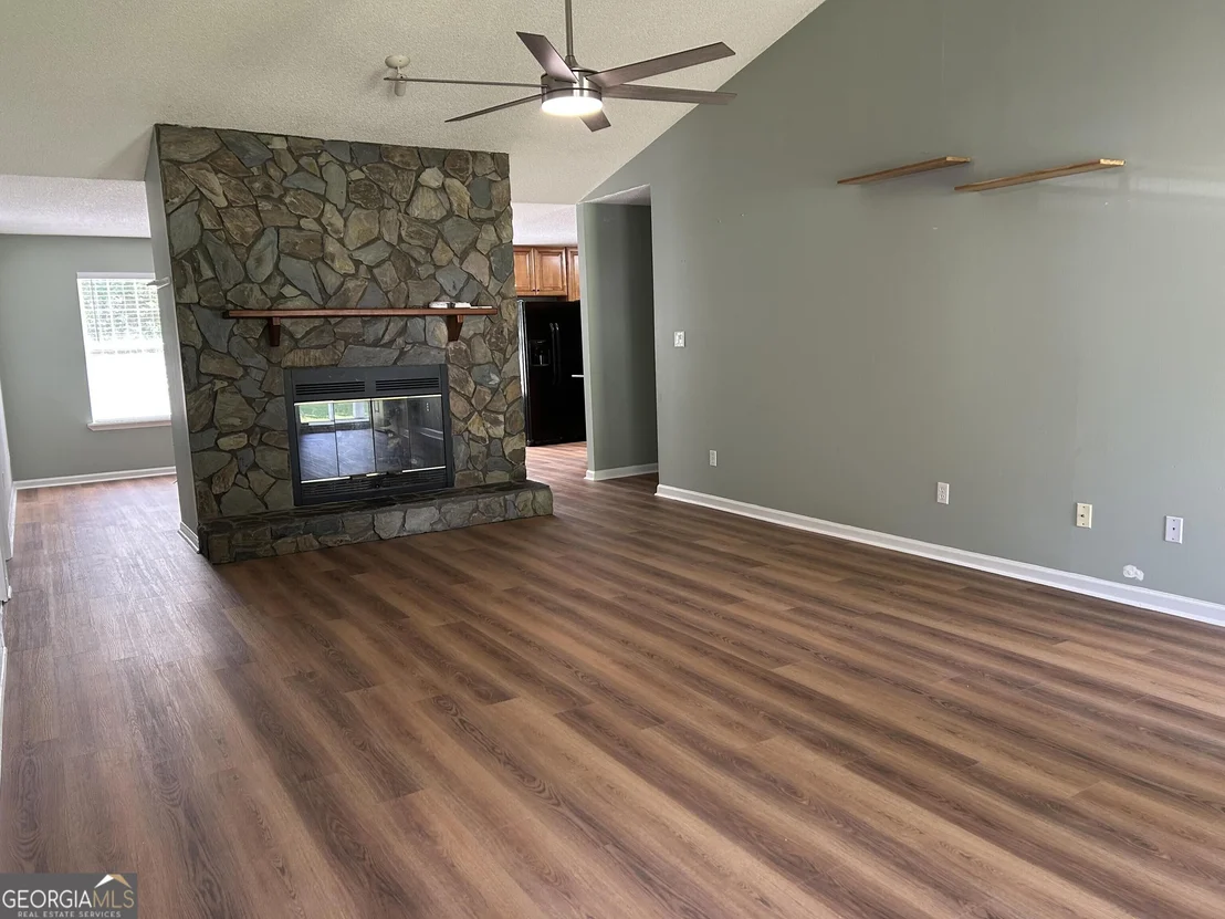 Photo of 111 Mockingbird Drive