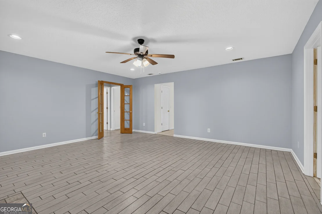 Photo of 504 Lake Drive