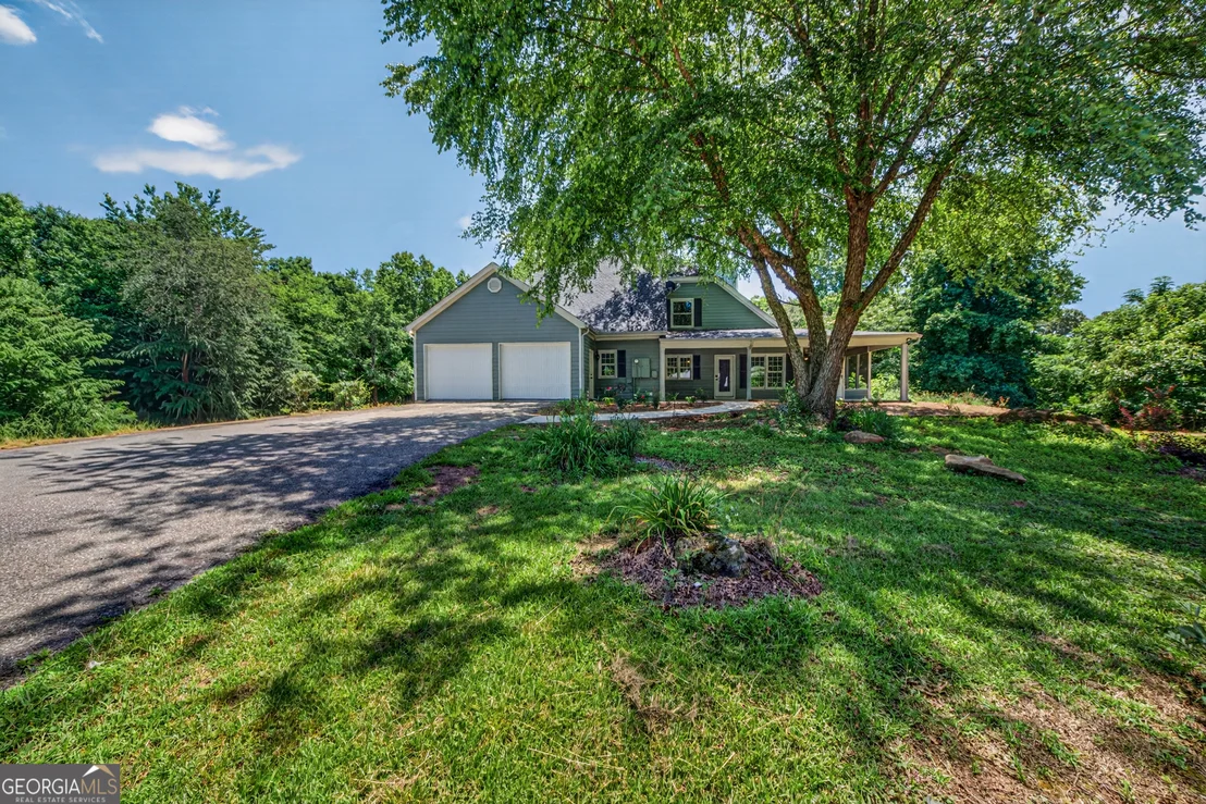 Photo of 1070 Cannon Bridge Road