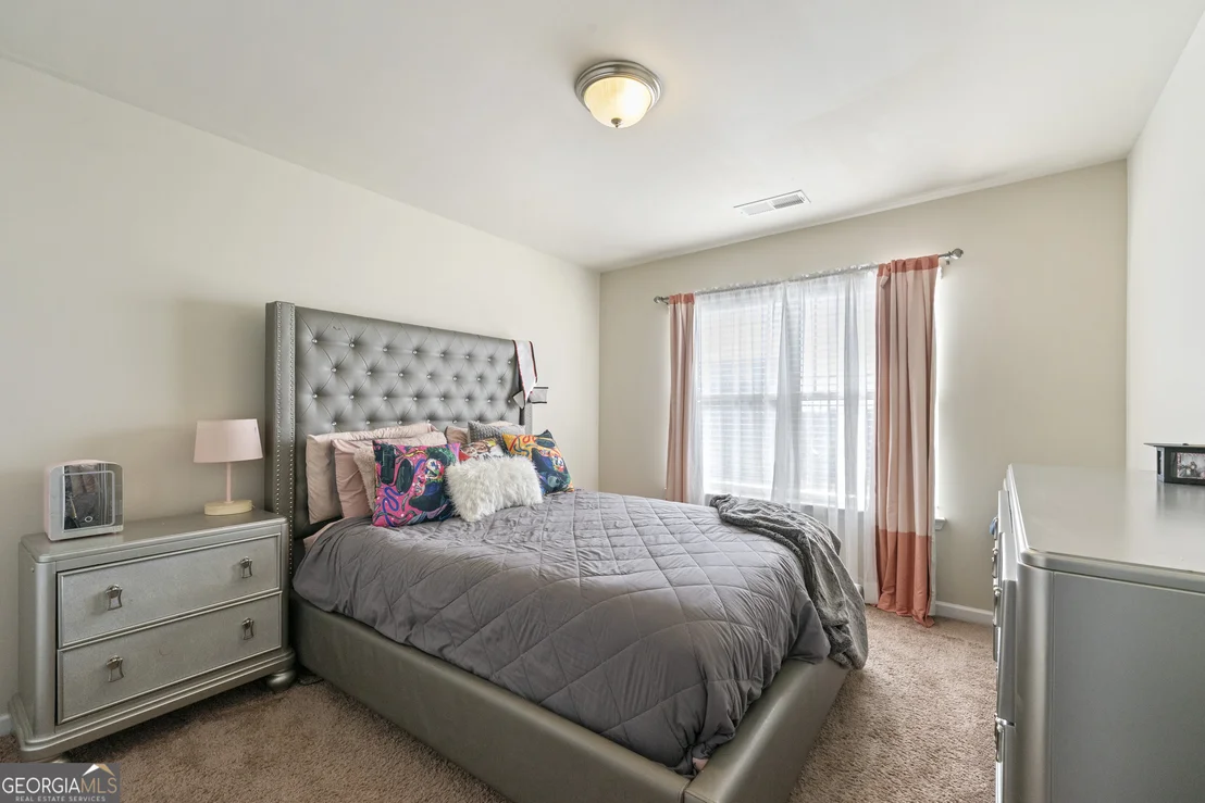 Photo of 536 Caledon Way