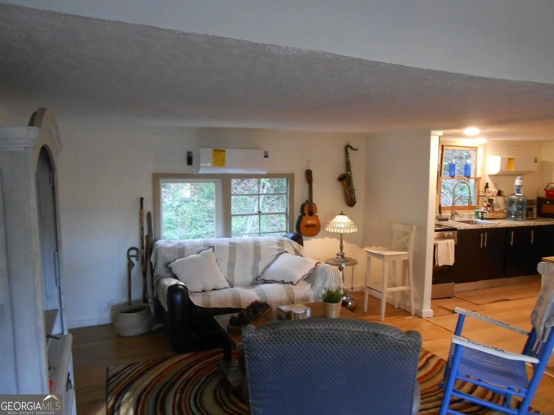 Photo of 136 Bowie Lane