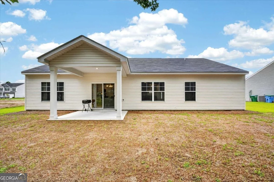 Photo of 329 Crosswinds Drive