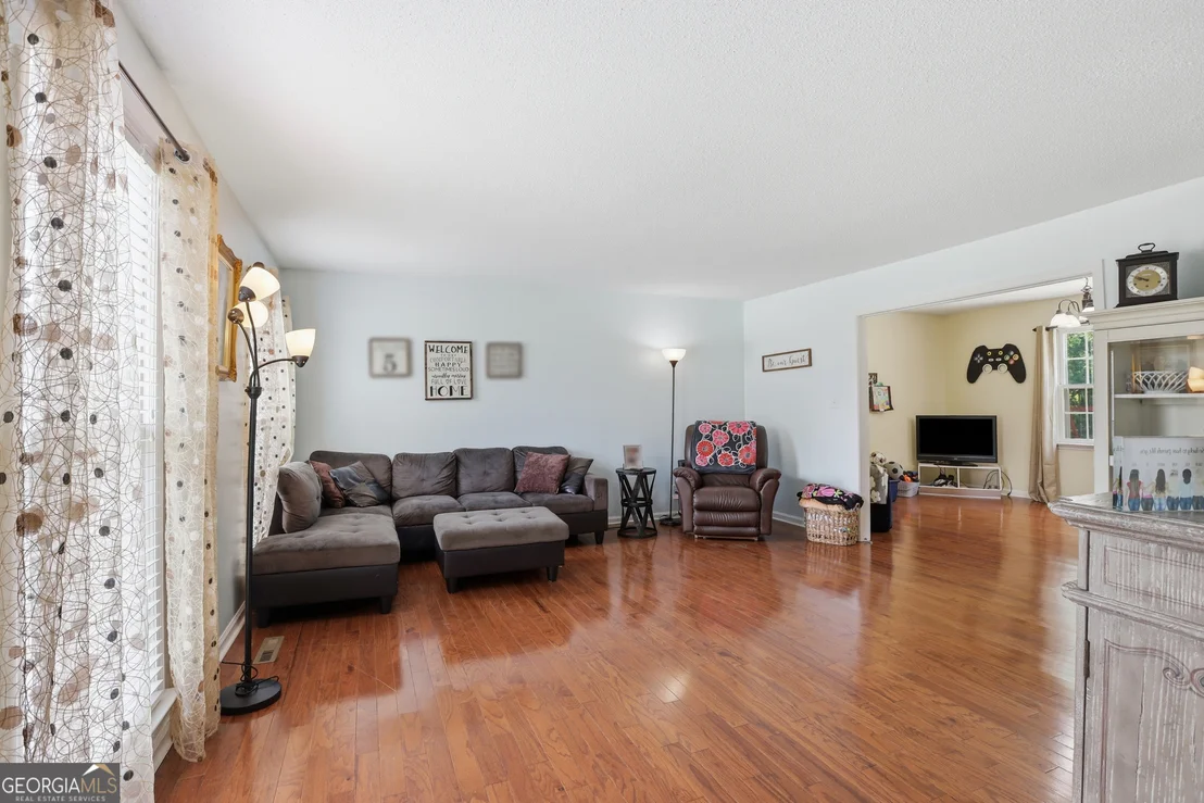 Photo of 18 Foxdale Circle