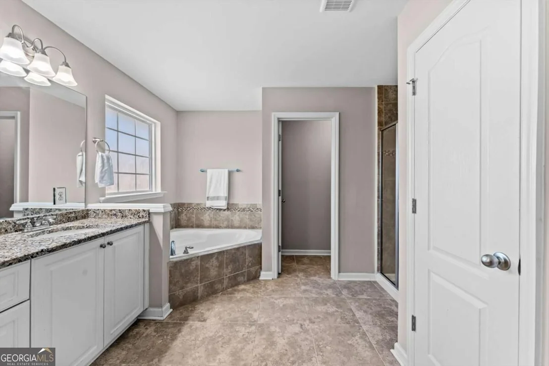 Photo of 108 Clover Pointe Circle