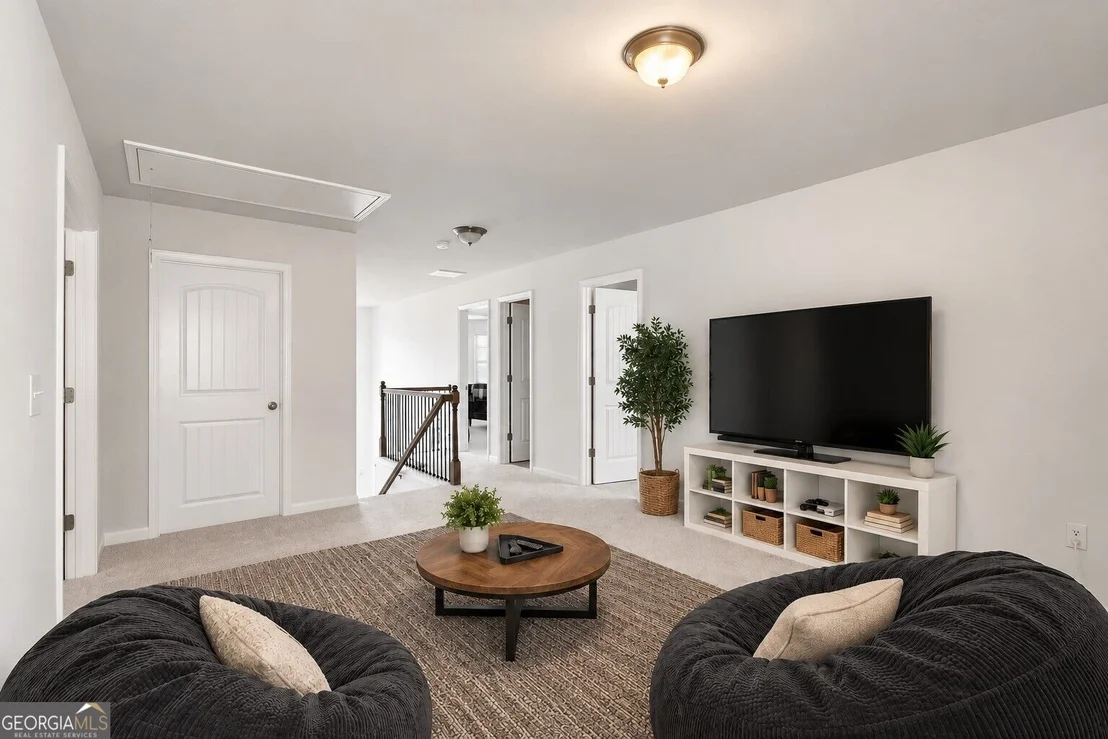 Photo of 5565 Banner Boulevard