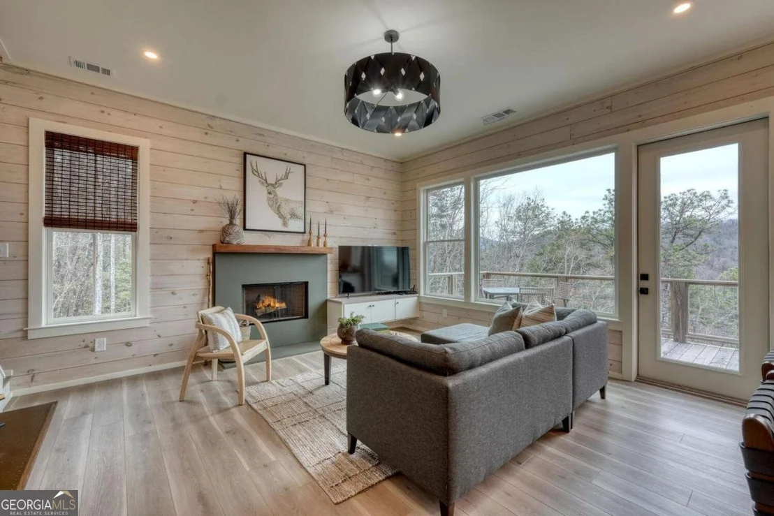Photo of 11 Soaring Eagle Lane