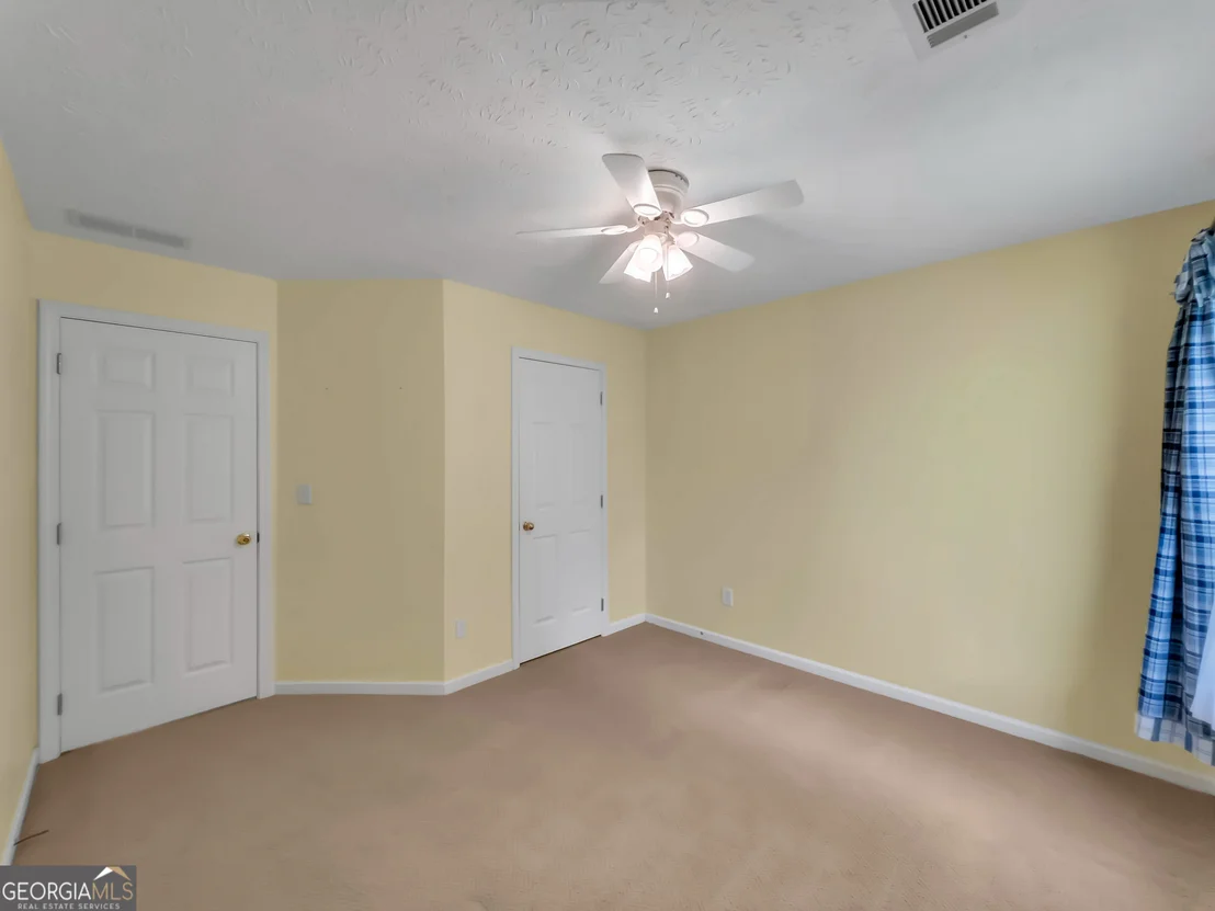 Photo of 1021 Windsor Drive