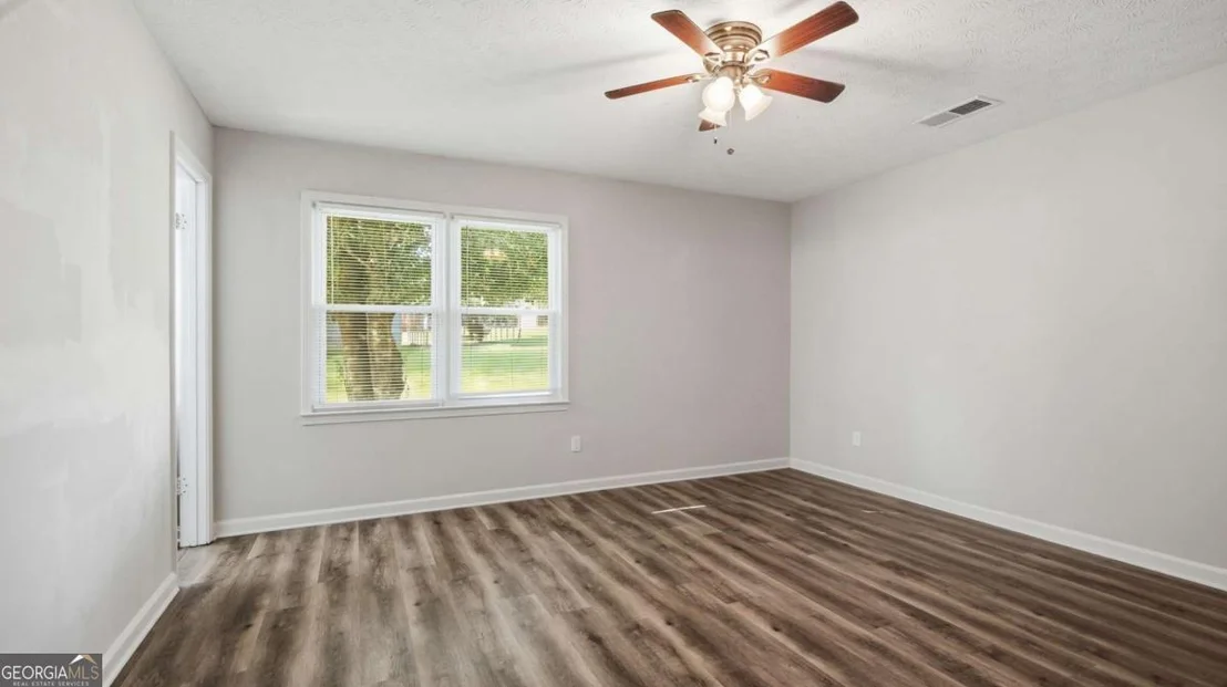 Photo of 248 Helen Drive NW
