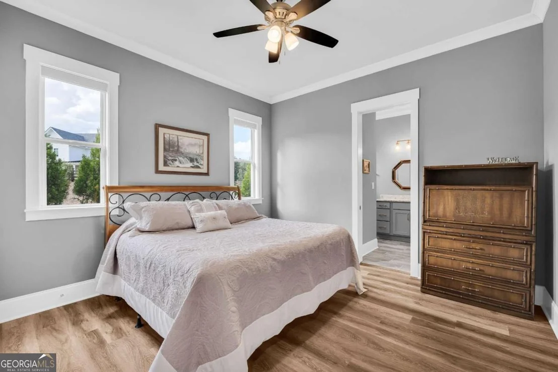 Photo of 2499 River's Edge Drive