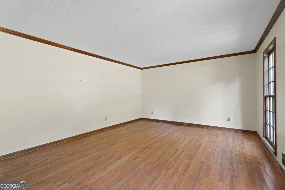 Photo of 2575 Fairview Lane