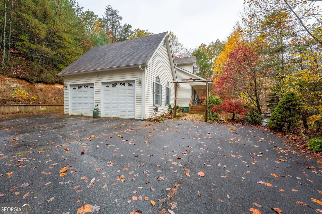 Photo of 1327 Pinnacle Drive