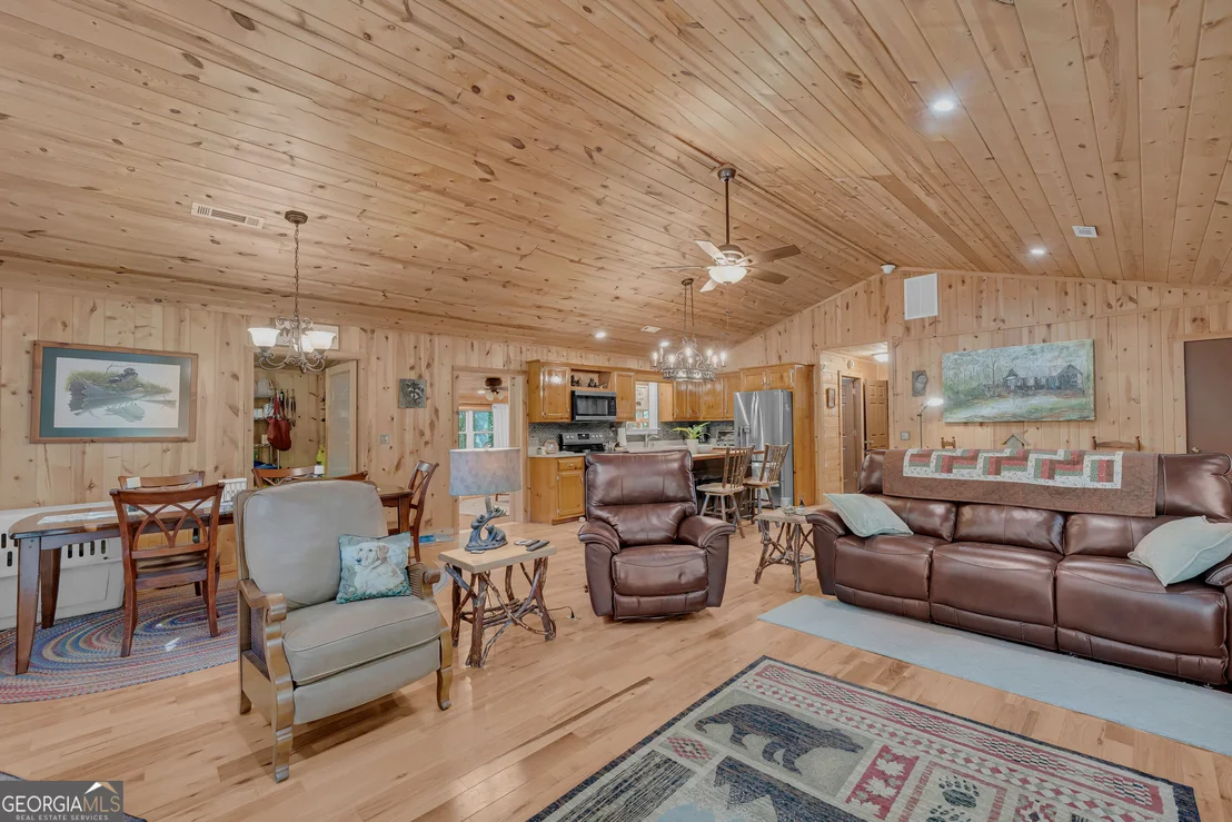 Photo of 113 Biddy Mtn Lane
