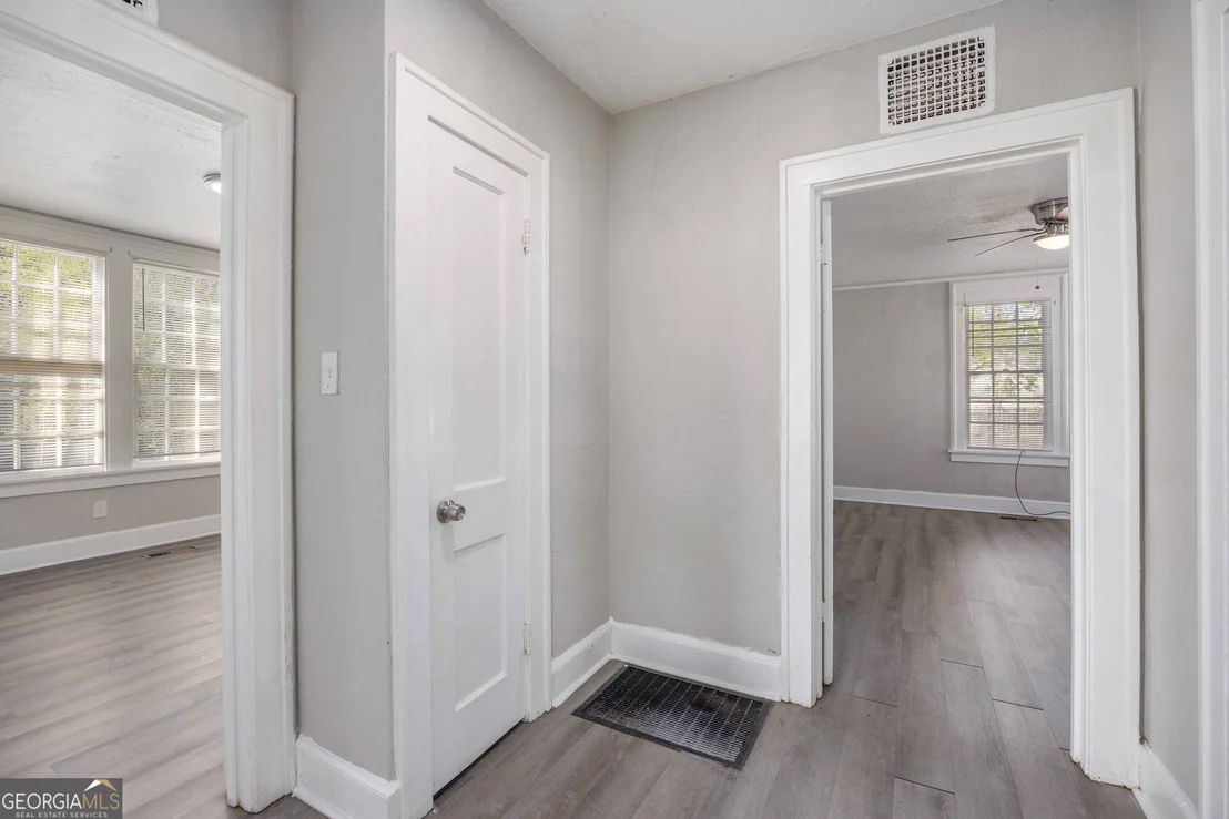 Photo of 1103 Bryan Avenue