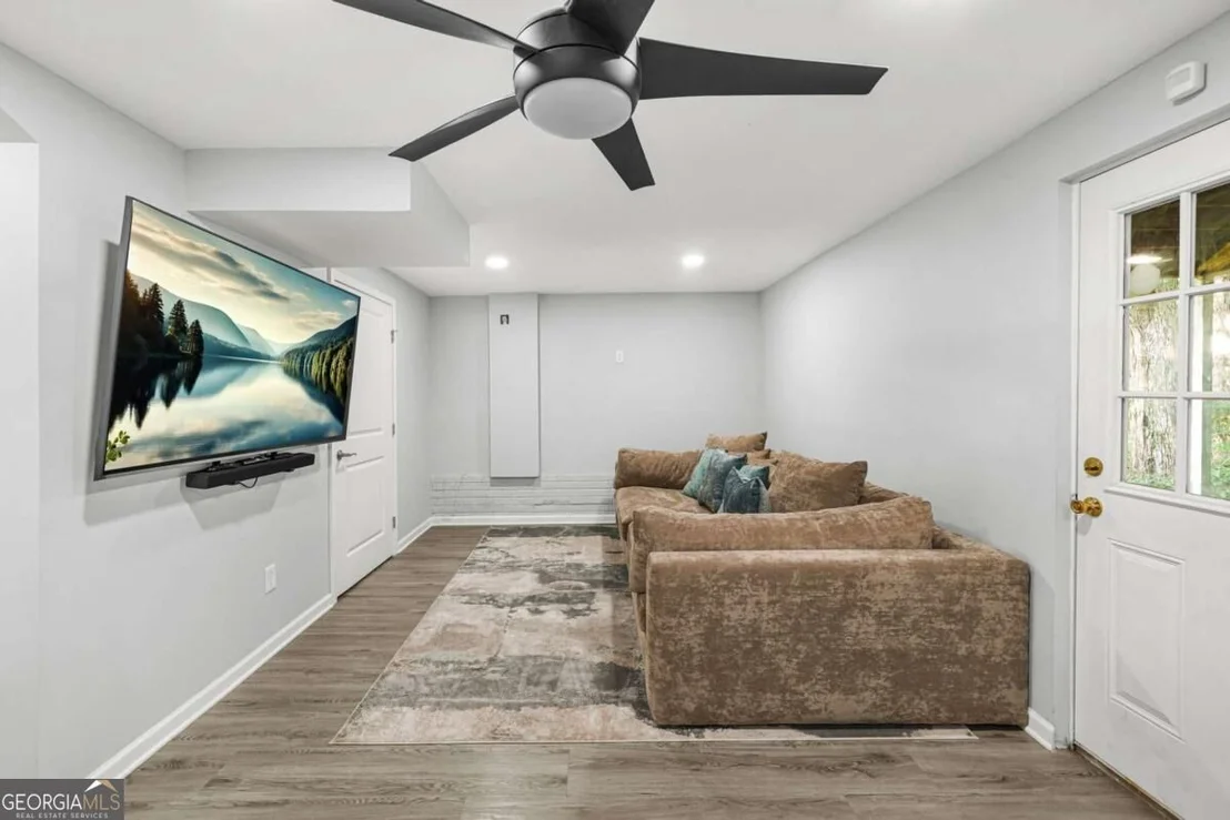 Photo of 1347 Vine Circle