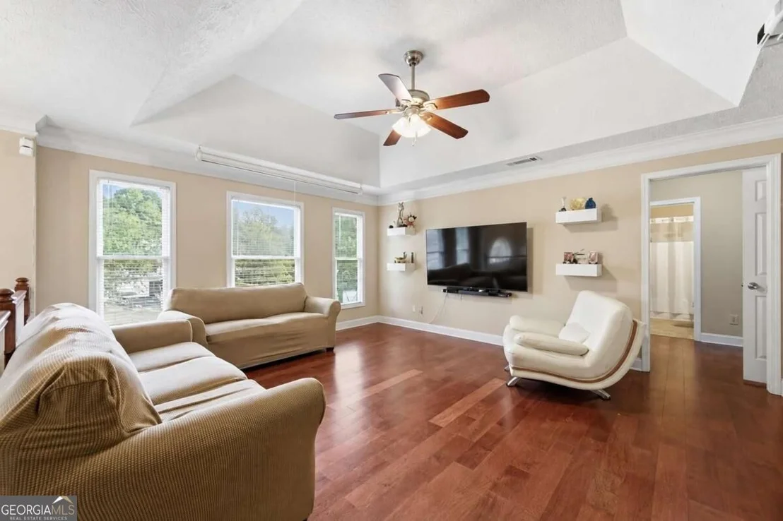 Photo of 1490 Chalet Circle