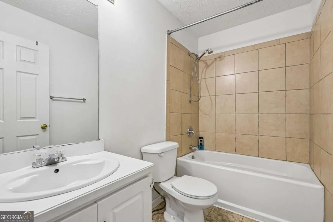 Photo of 4031 Robin Circle