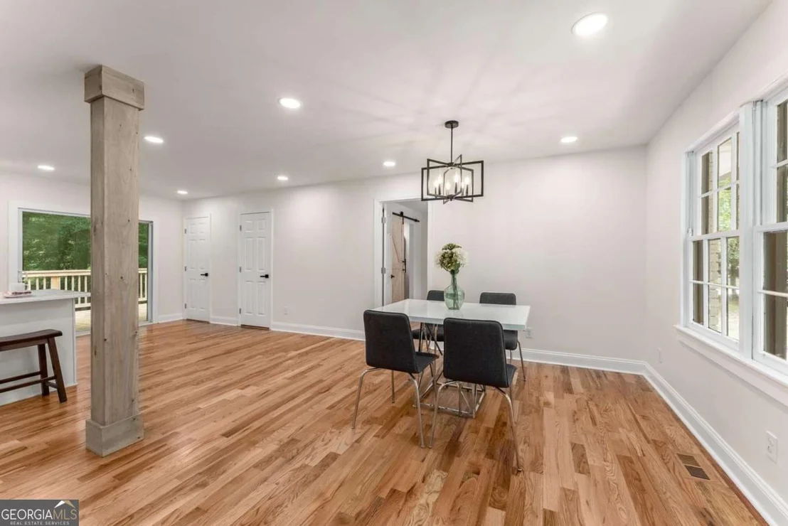 Photo of 57 Hillcrest Drive SE