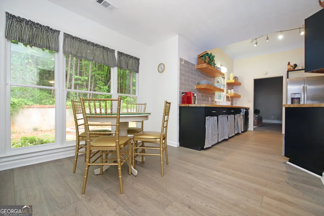 Photo of 16 River Point Drive