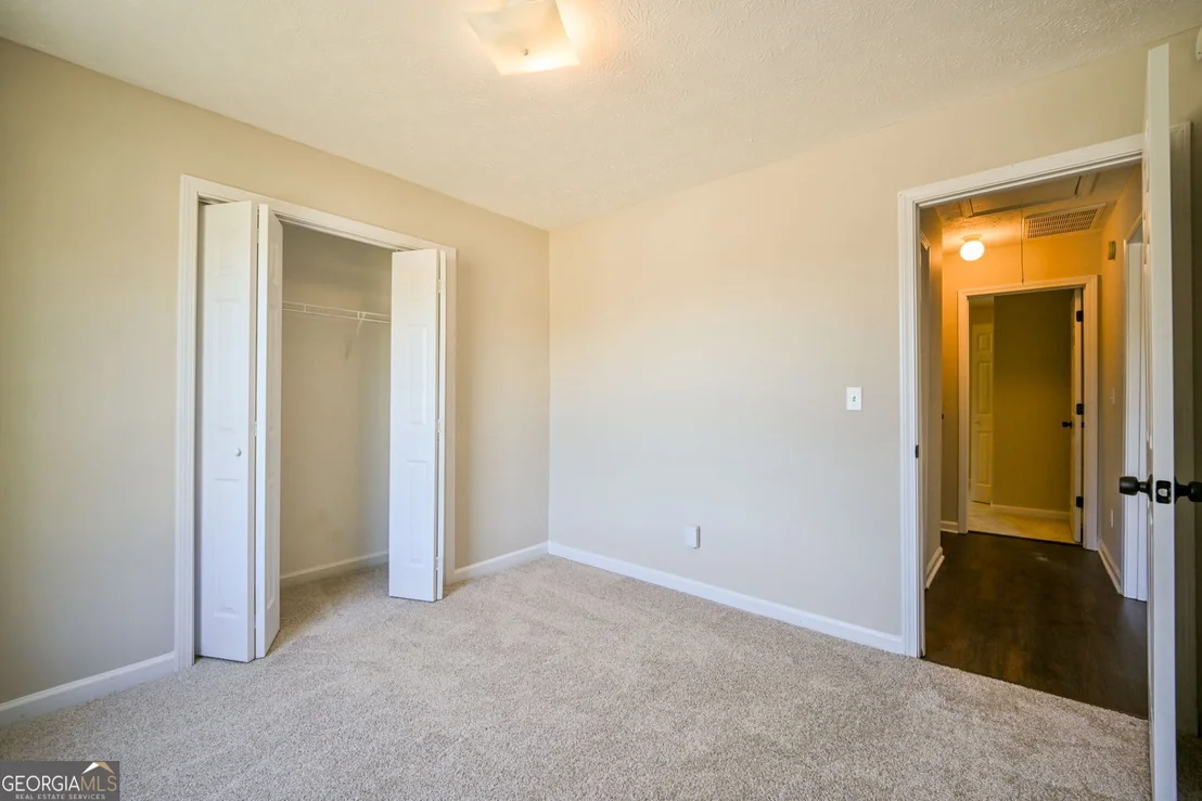 Photo of 9118 Sterling Lakes Circle