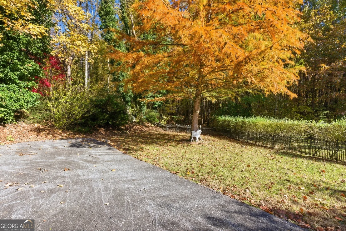 Photo of 107 Holiday Loop