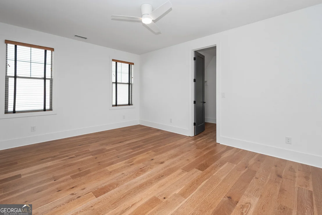 Photo of 220 Arbor Garden Circle