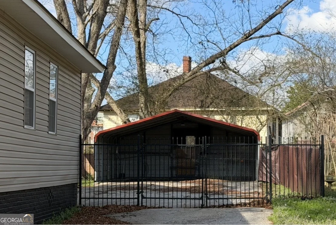 Photo of 40 Edgewood Avenue