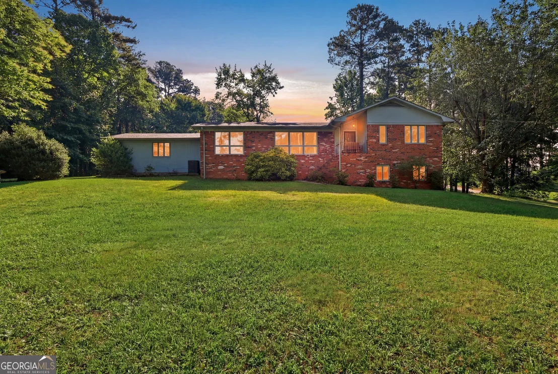Photo of 33 Cherokee Hills Lane