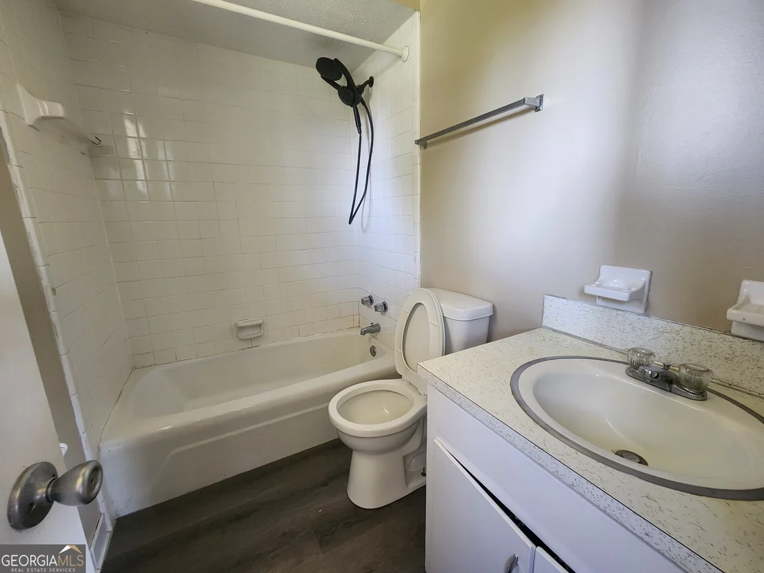 Photo of 2911 Foresthill Drive