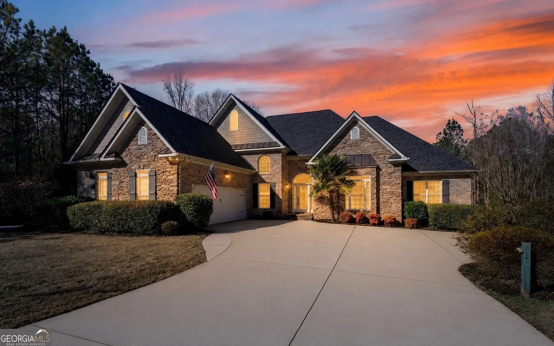 Photo of 32 River Rapids Drive