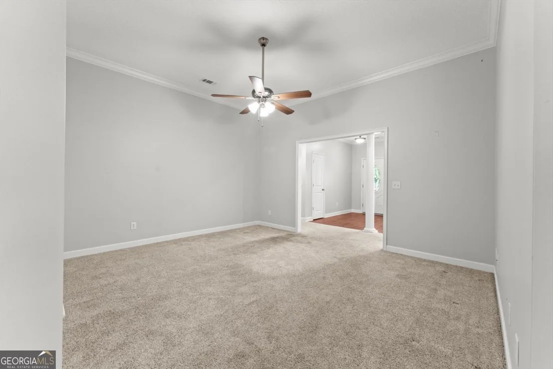 Photo of 270 Sassafras Lane