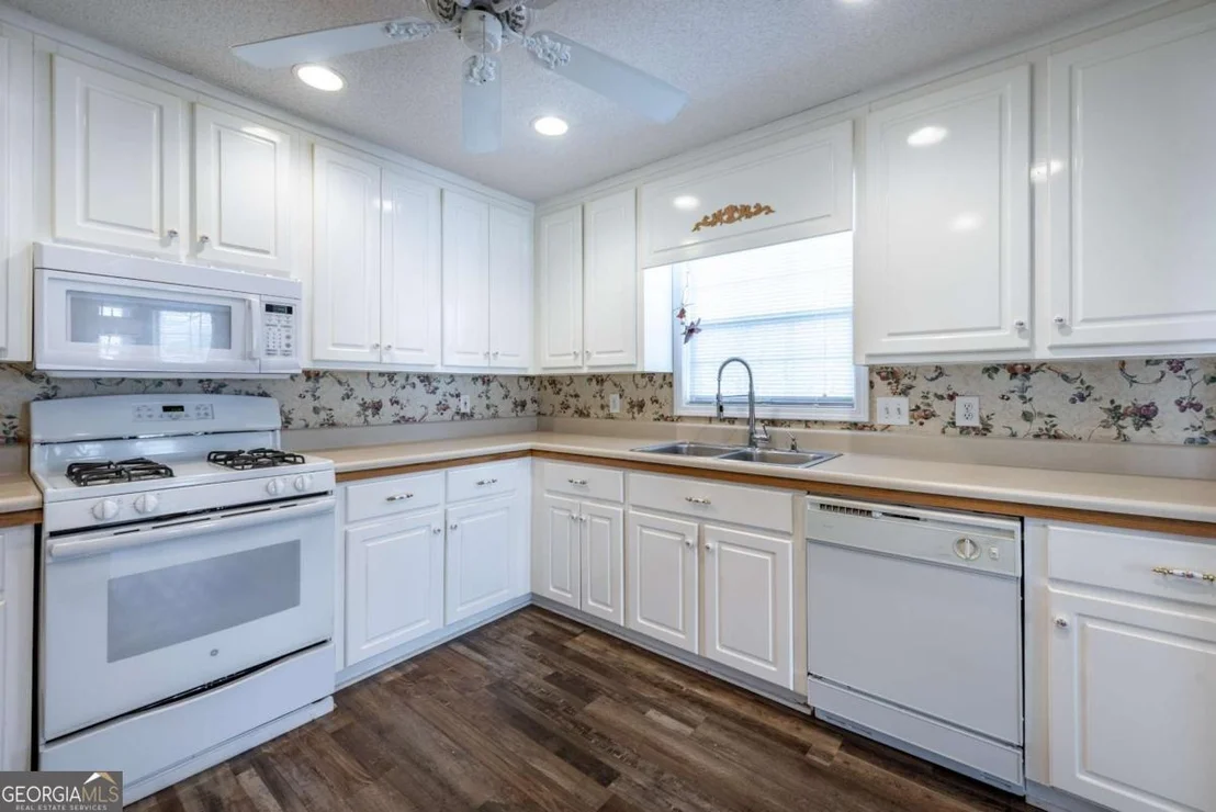 Photo of 141 Apache Ridge Road