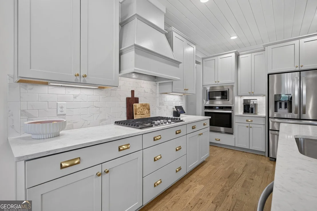 Photo of 417 Fox Valley Drive