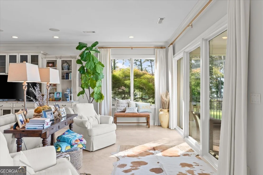 Photo of 208 MERION Drive