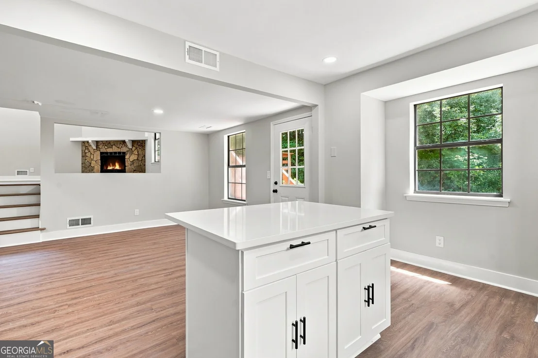 Photo of 5641 Clifton Place