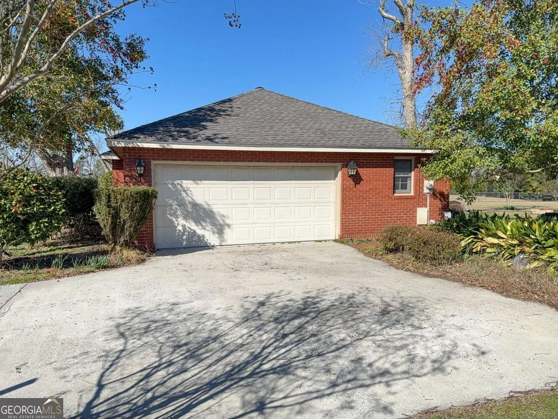 Photo of 418 Darby Drive