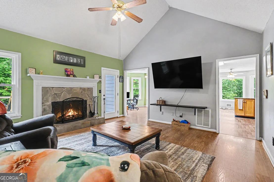 Photo of 7947 Ponderosa Trace
