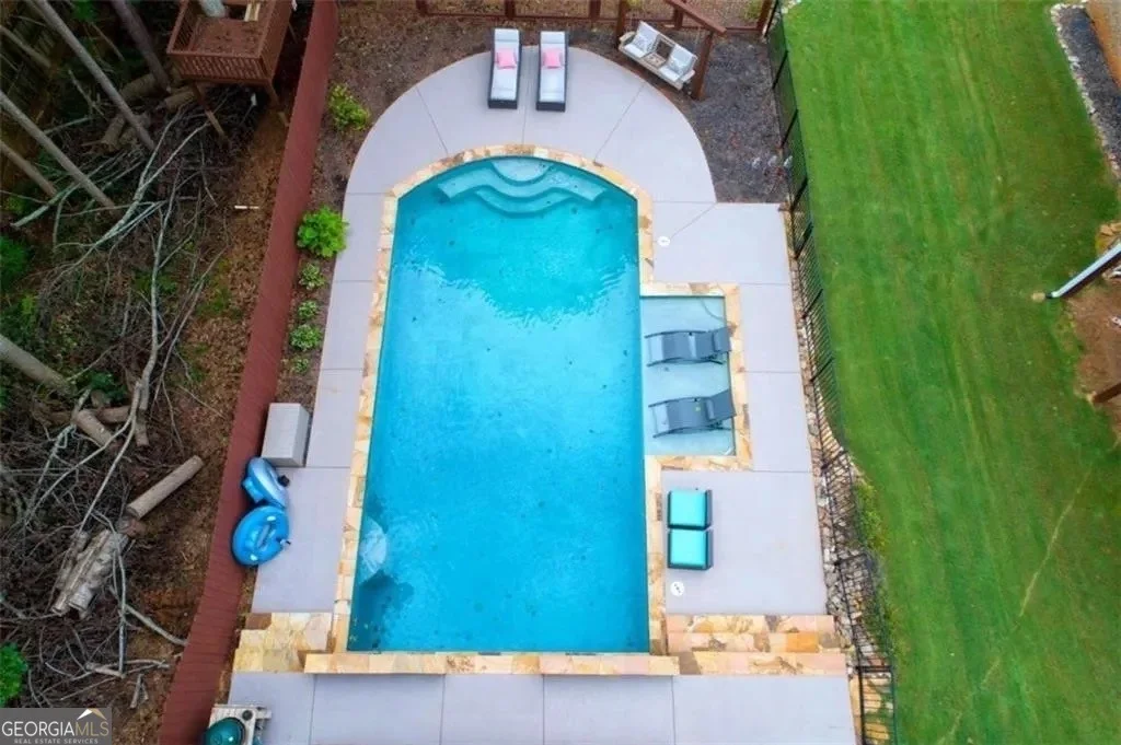 Photo of 121 Meadow Creek Circle