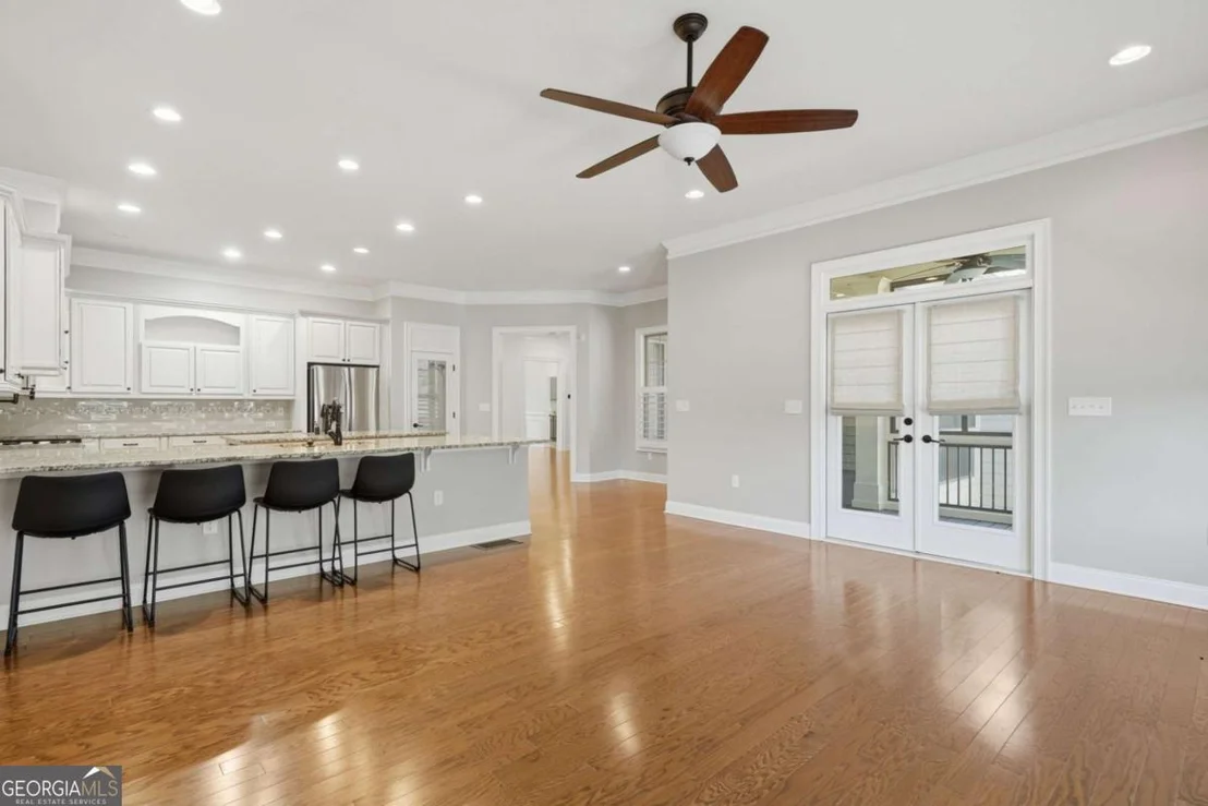 Photo of 655 Hemlock Trail